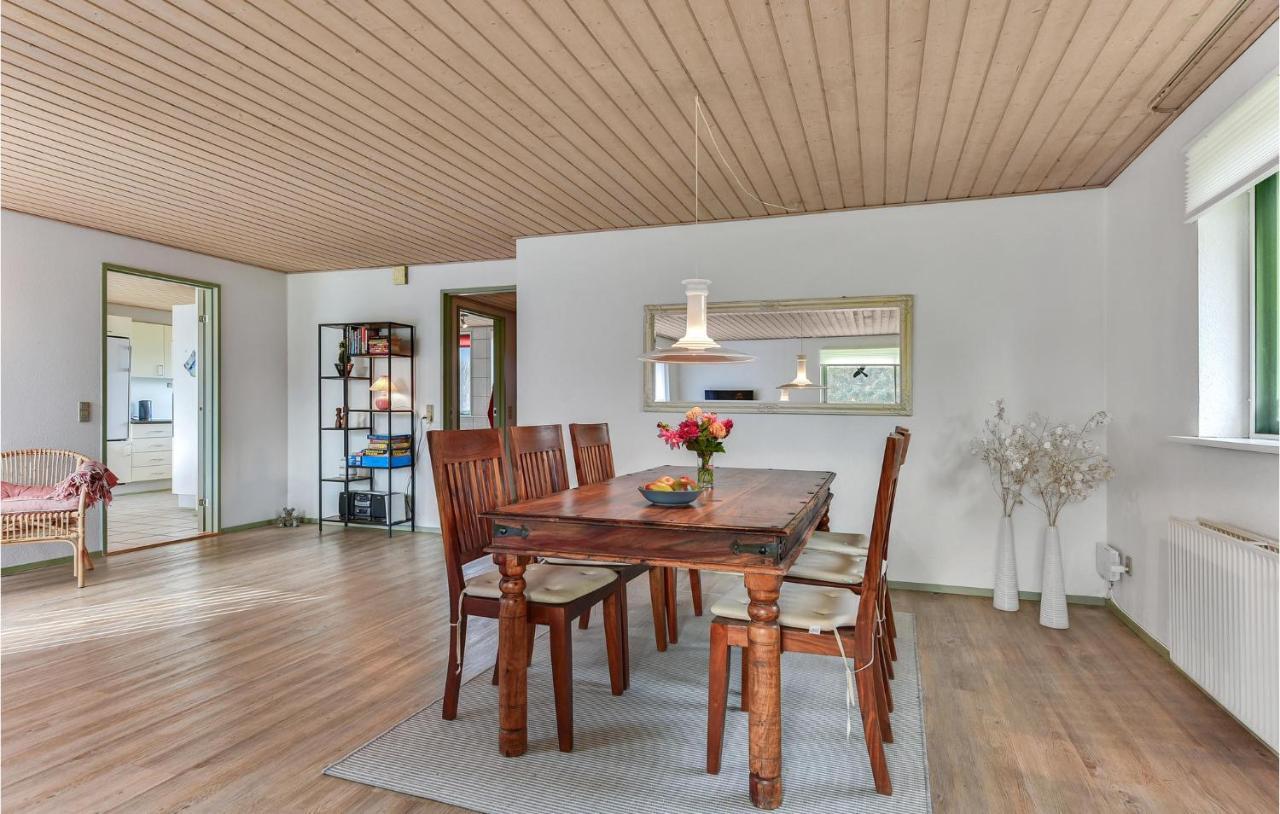 Lovely Home In Logumkloster With House A Panoramic View Agerskov Esterno foto